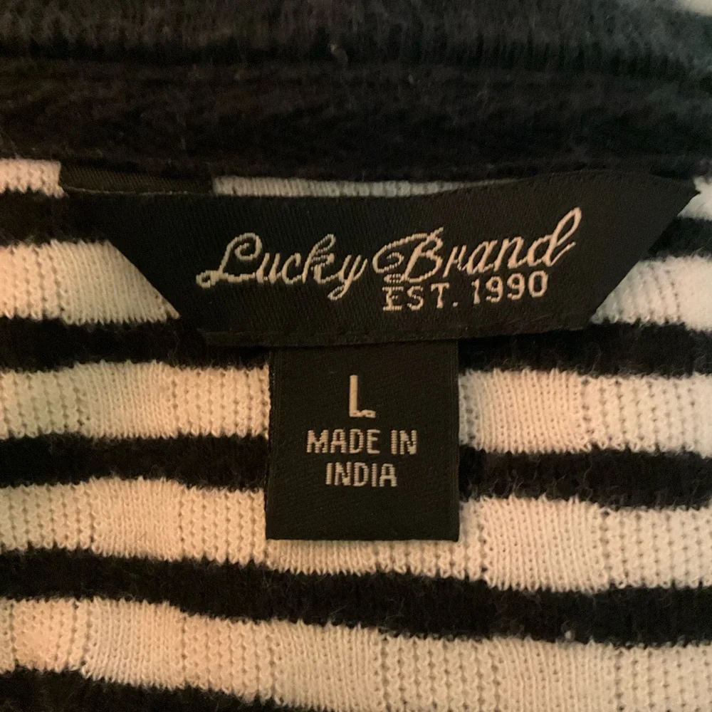 Lucky Brand L black and off white knit Henley - Picture 3 of 5